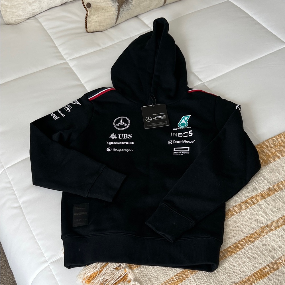 NWT Mercedes AMG Petronas F1 Kids Team Hooded Sweatshirt BLACK